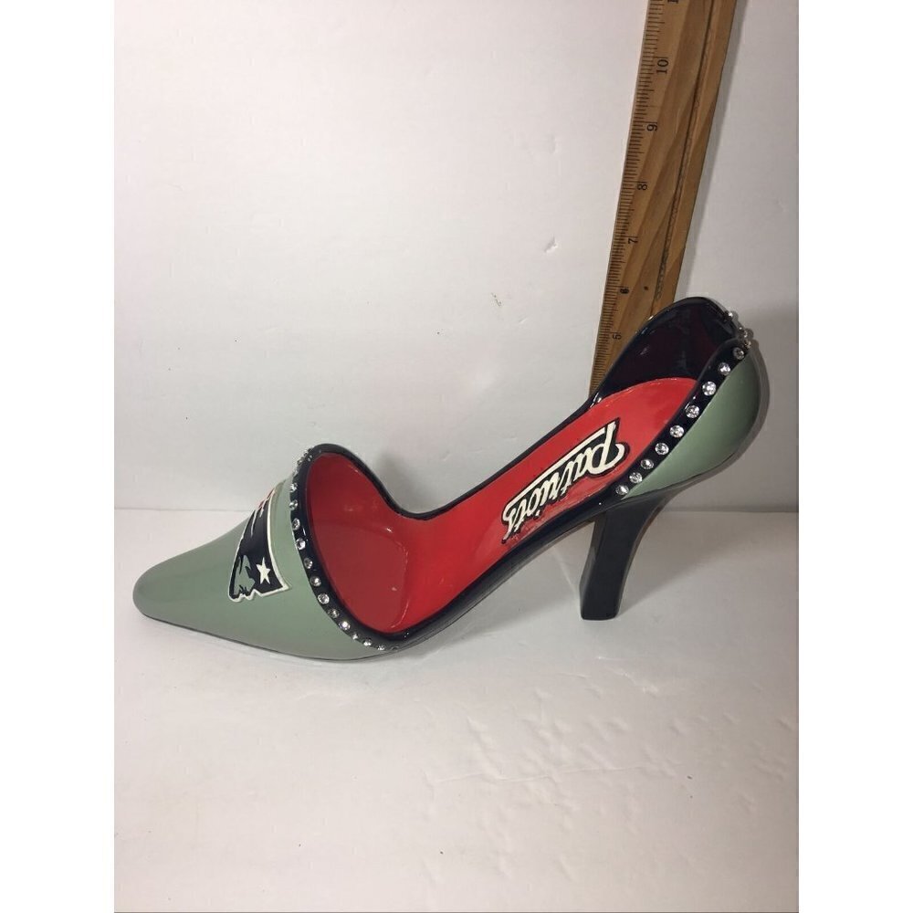 New England Patriots High Heel Shoe Wine Bottle Holder NFL Football Party - Picture 6 of 6